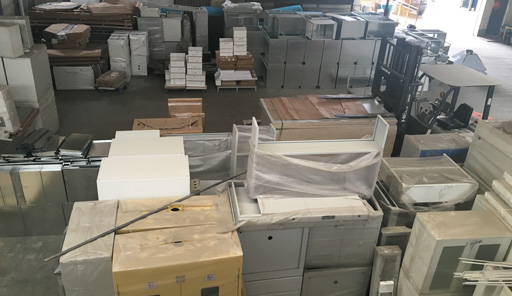 實(shí)驗(yàn)室家具倉庫